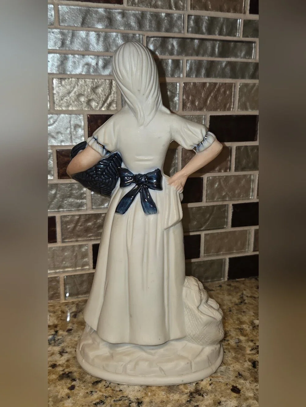 VTG Porcelain Village Girl White Navy Blue & Gold Trim With Basket 8.5
